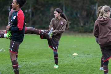 Bild 5 - C-Juniorinnen Halstenbek-Rellingen - St.Pauli : Ergebnis: 0:5